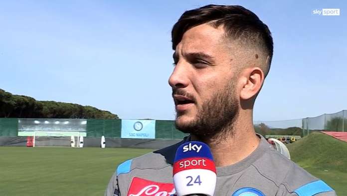 Manolas