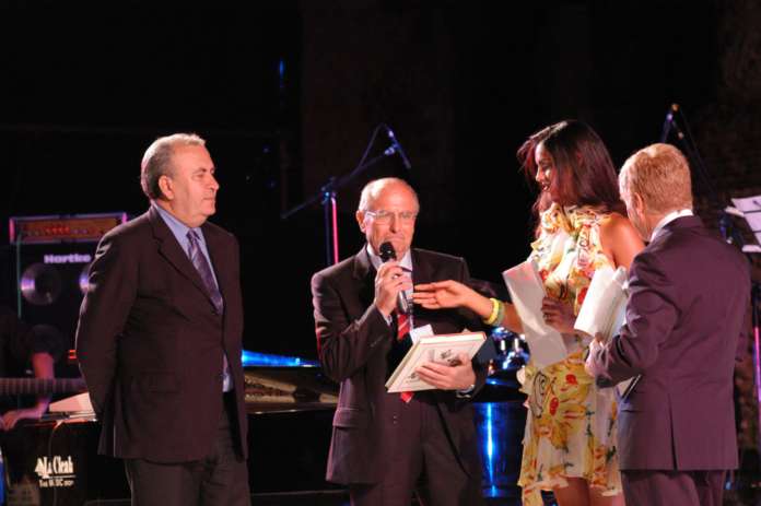 PROF. MARIO MIGNONE 2005