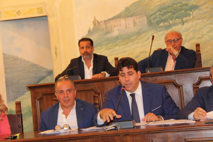 airola conferenza stampa napoeltano scuola (1)