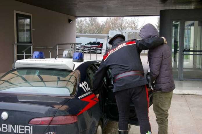carabinieri arresto