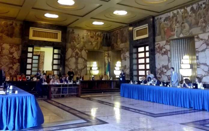 consiglio comunale salerno