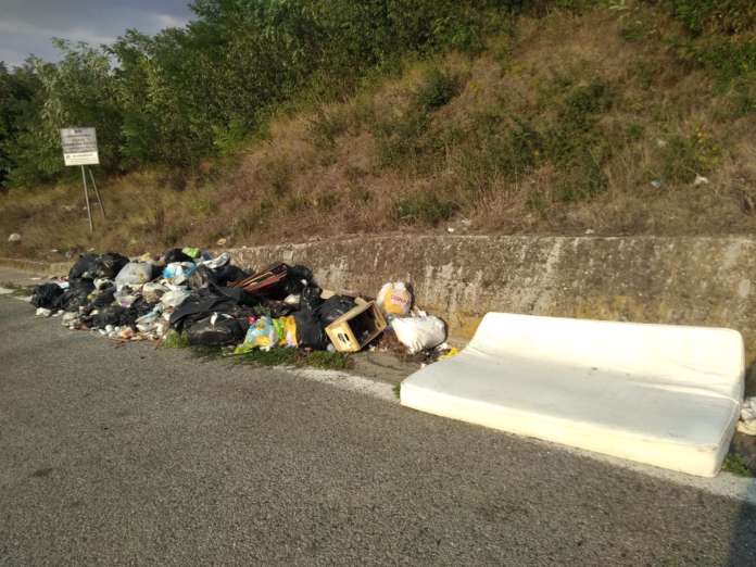 immondizia raccordo