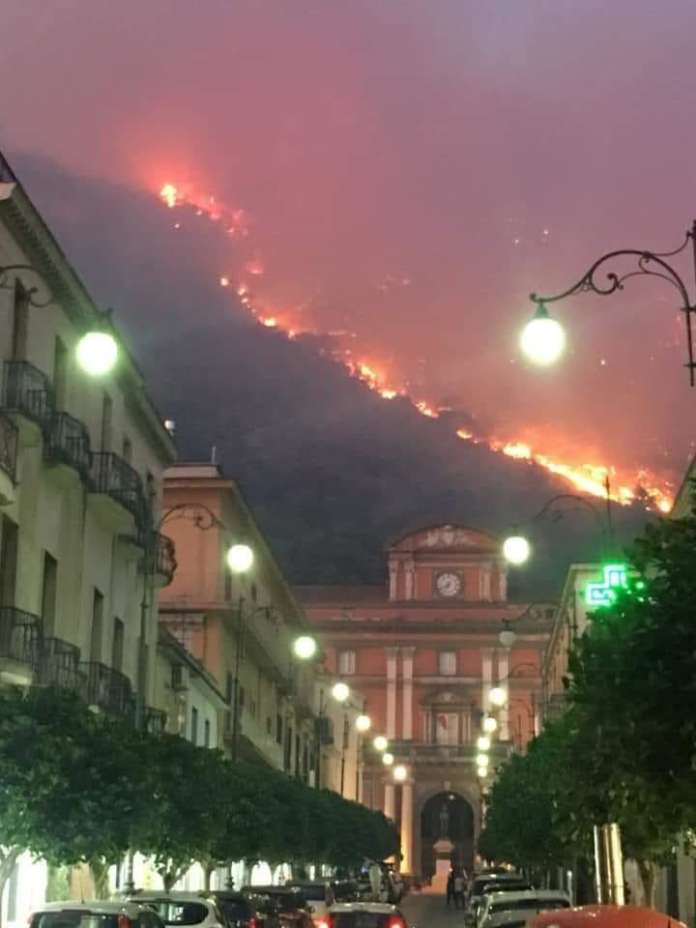 incendio monte saretto