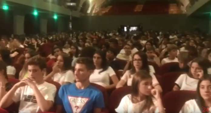 srtudenti in sala