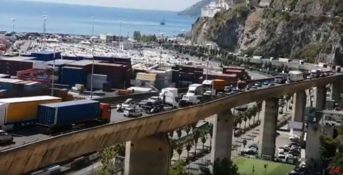 traffico su viadotto gatto
