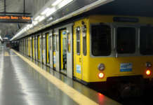 Napoli, disagi su linea 1 metropolitana: la rabbia degli utenti