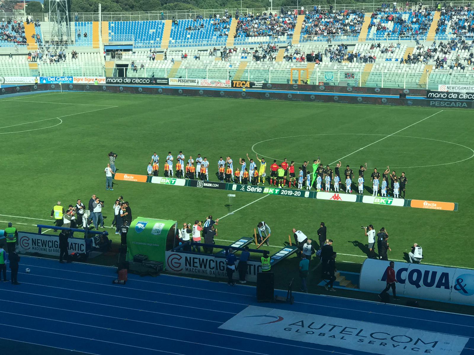 pescara benevento ingresso in campo
