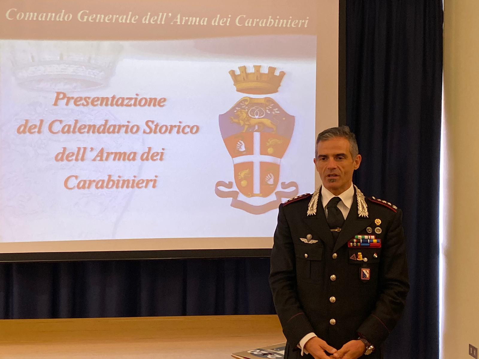 Comandante carabinieri presentazione calendario