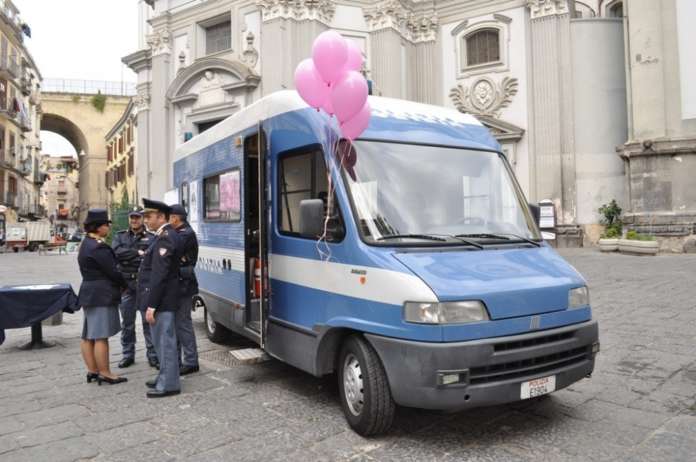camper-contro-la-violenza-sulle-donne