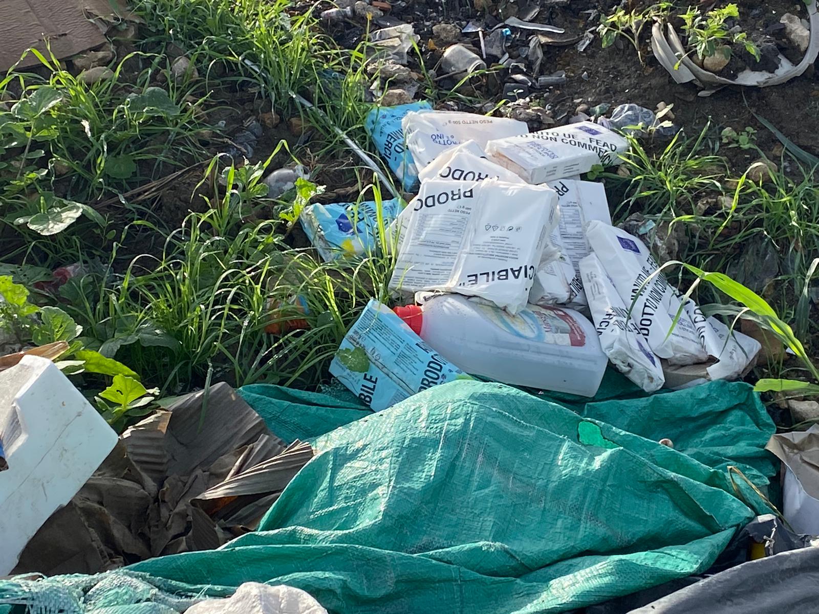 rifiuti in strada
