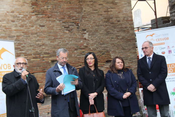 violenza di genere teatro romano (2)