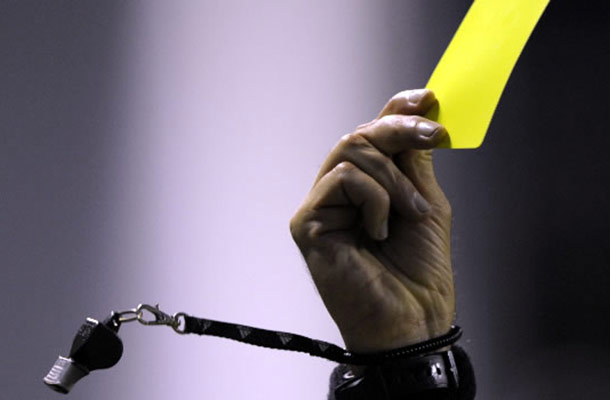 cartellino-giallo-arbitro