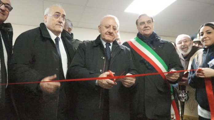 de luca taglio nastro