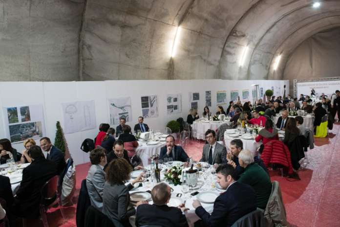 foto ricevimento porta ovest (8)