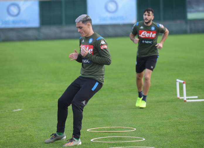 napoli callejon manolas