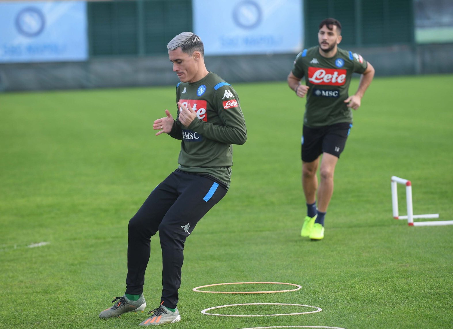 napoli callejon manolas