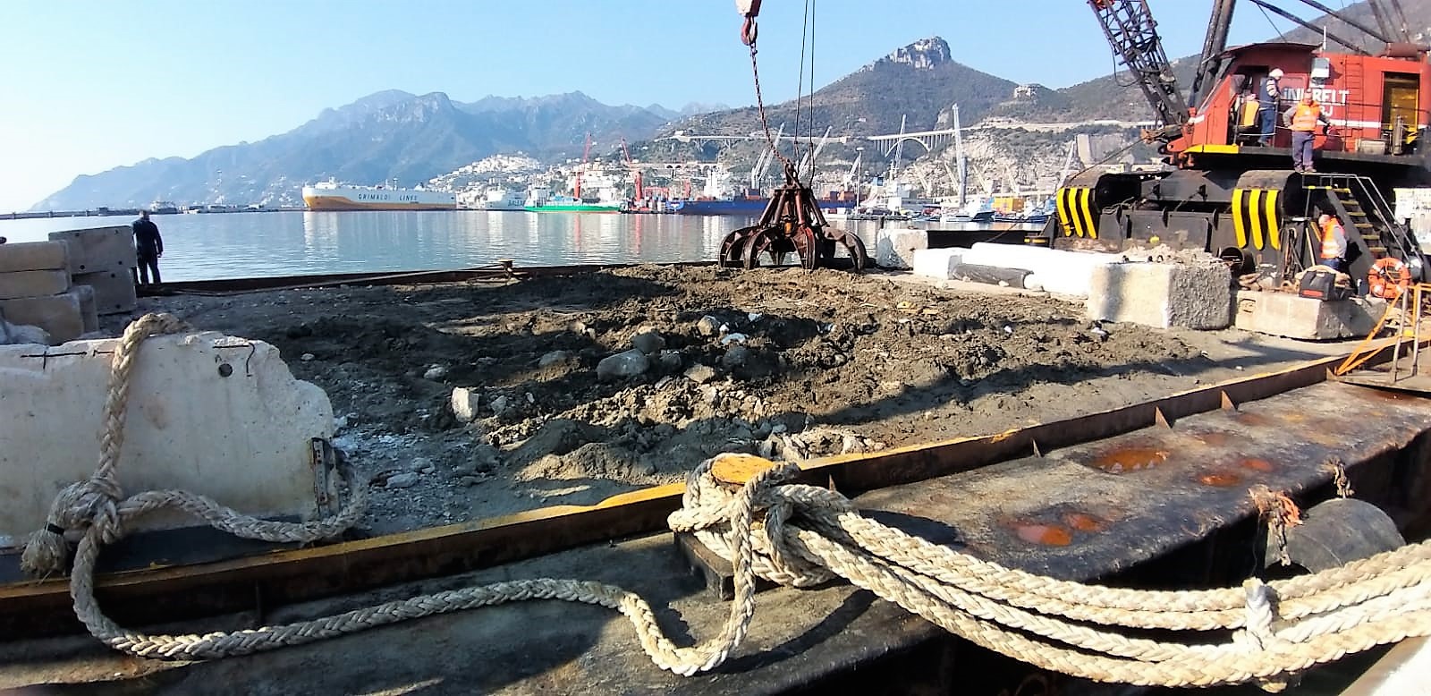 Chiatta molo Manfredi