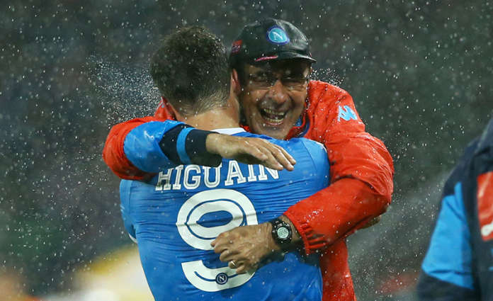 Sarri-HIguain-abbraccio-napoli