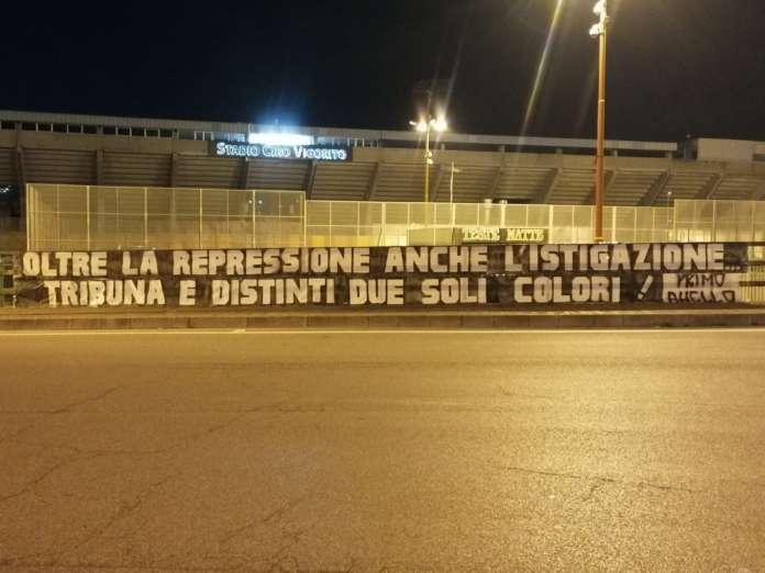 striscione pre derby primo anello