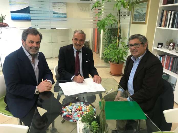 Foto Di Cerbo Nicolais Insogna