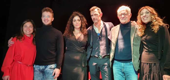 attori sul palco