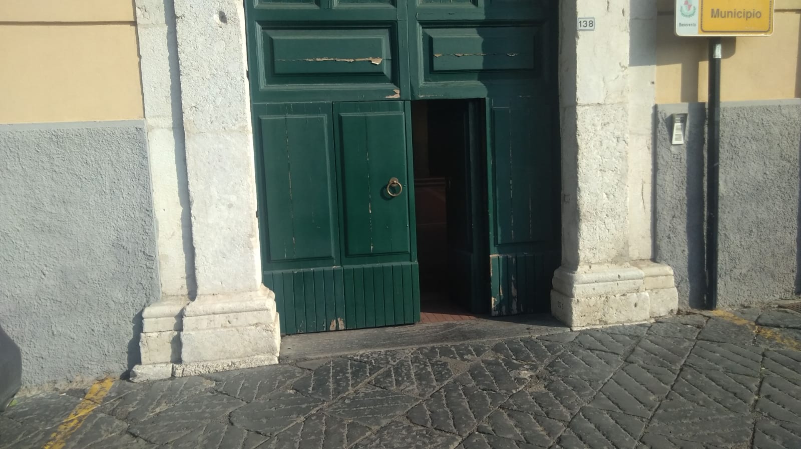 foto palazzo mosti