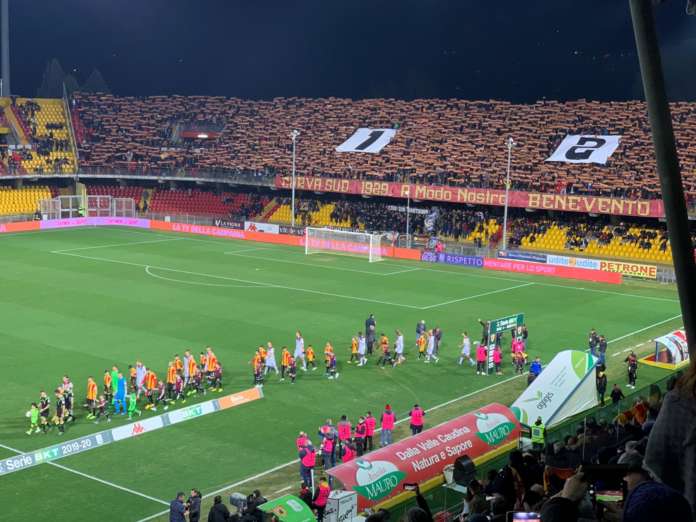 ingresso squadre derby