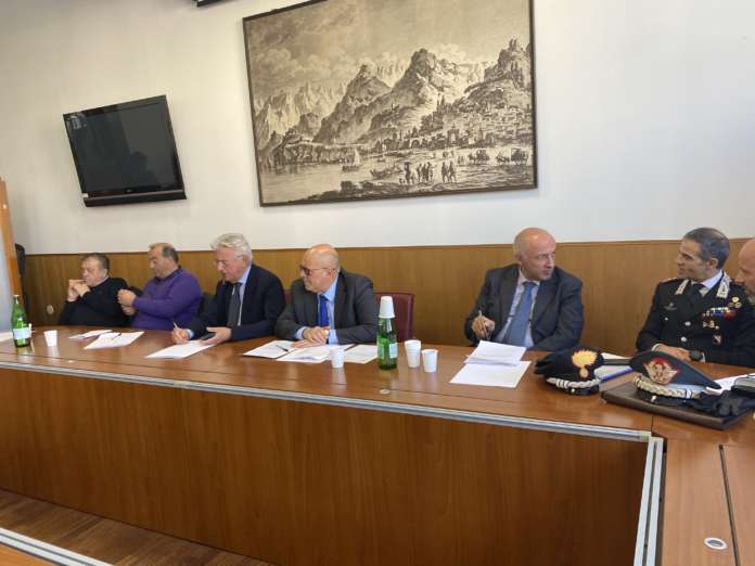 riunione prefettura salerno coronavirus