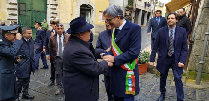 sindaco e prefetto campagna