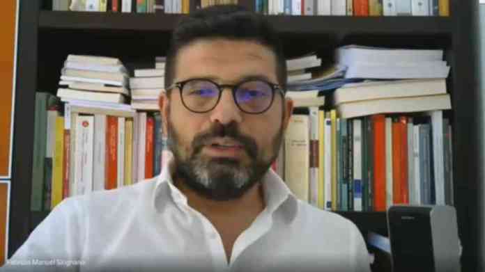 Una delle prime lezioni online del secondo semestre è stata quella del Prof. Fabrizio Manuel Sirignano