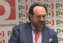 Valentino si dimette e si sospende dal Pd: in mattinata conferenza stampa dei Dem