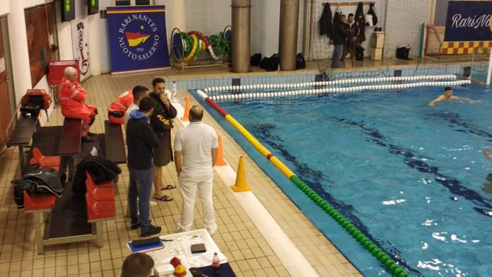 piscina salerno2