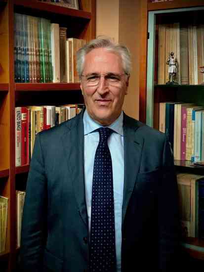 Il Commissario Straordinario dell'Ospedale di Caserta Carmine Mariano
