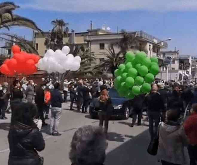 foto funerale Sommese saviano