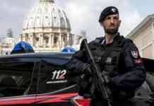 Documenti falsi per immigrati e terroristi: arresti a Napoli