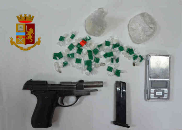 Pistola sequestrata Carmine Cesarano 6-5-2020