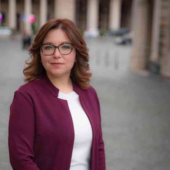 Teresa Manzo