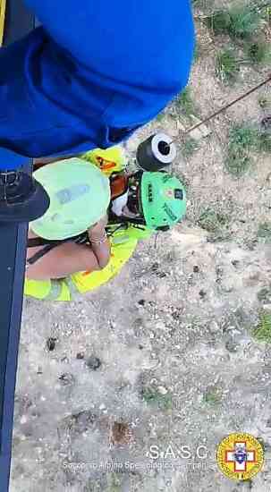 CNSAS, soccorso donna con elicottero