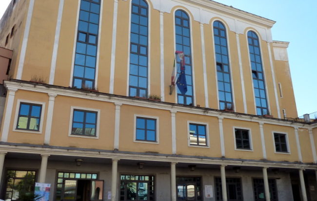 Frattamaggiore-comune-650x412