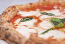 Aaa cercasi pizzaioli, via ai corsi a Napoli