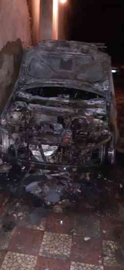 auto fiamme vigile