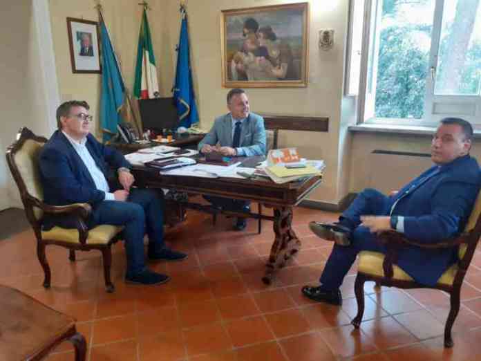 rifiuti riunione rocca 2
