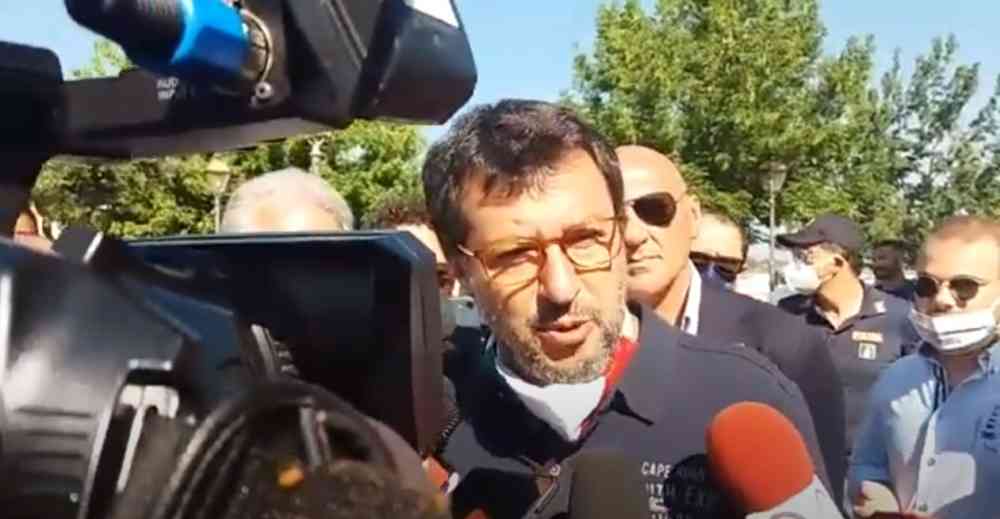 salvini a castel volturno