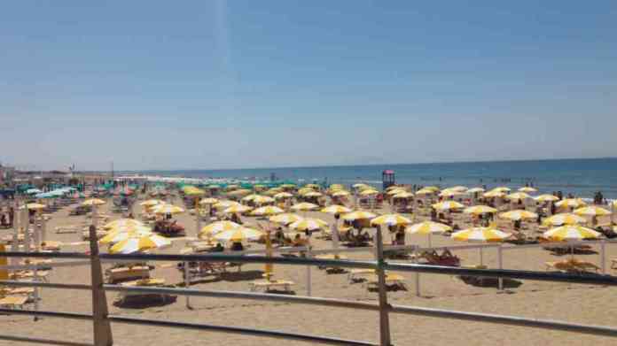 spiaggia mondragone