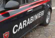 Rapina una tabaccheria e fugge con l’incasso: arrestato 49enne