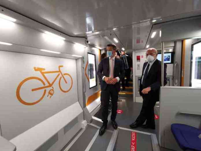 treno rock napoli