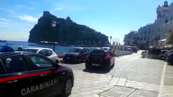 Carabinieri-Ischia