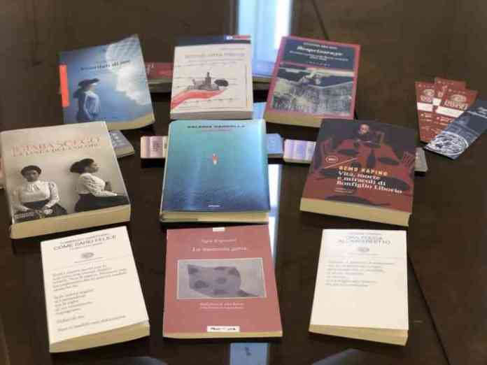 Libri-finalisti-Premio-Napoli-2020-2048x1536