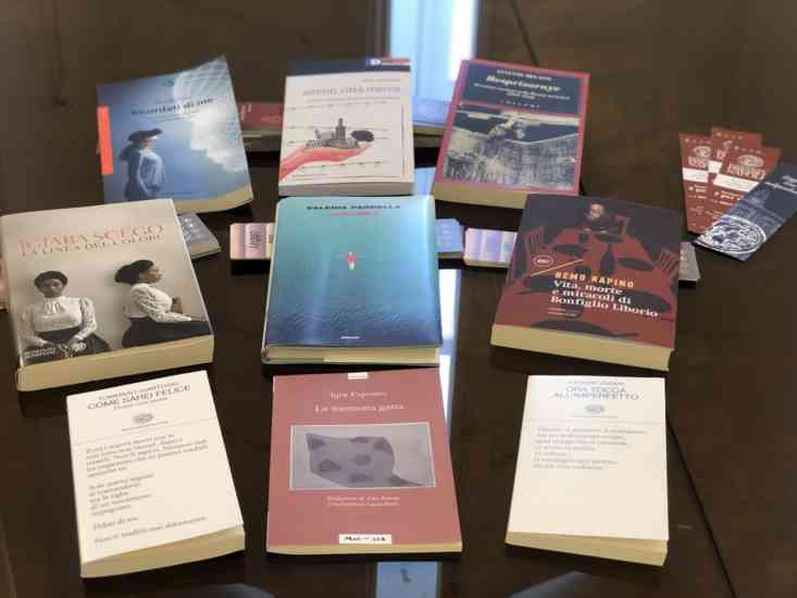 Libri-finalisti-Premio-Napoli-2020-2048x1536