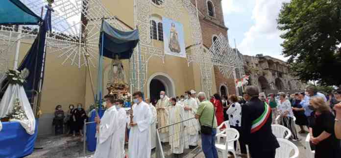 Arcivescovo Bellandi a Buccino